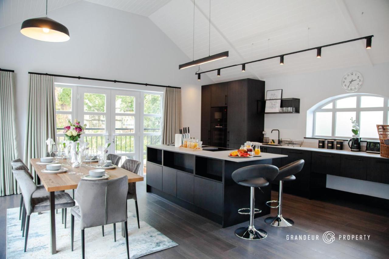 The Gatehouse By Grandeur Property Poole Luaran gambar